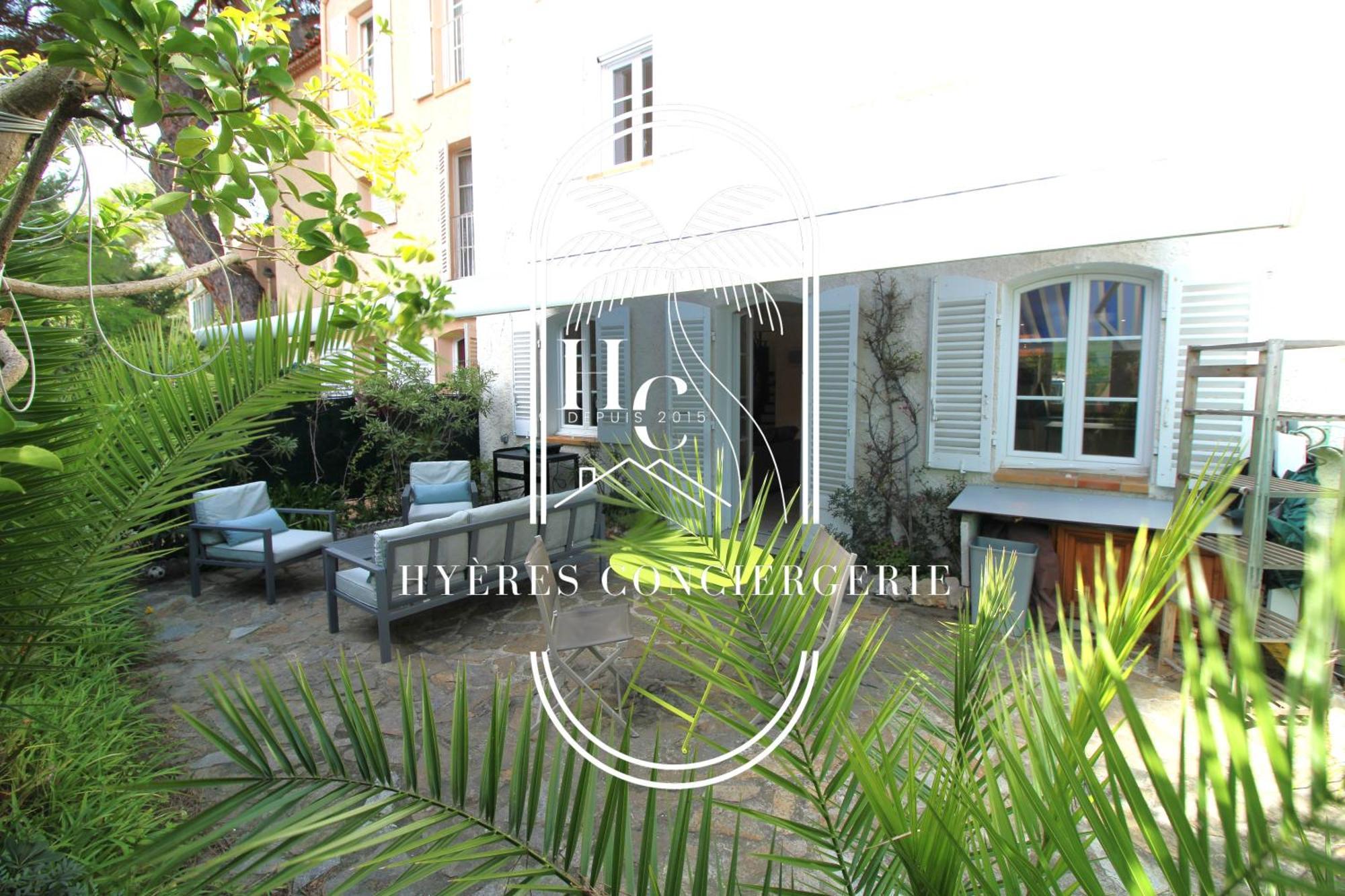 Duplex Au Coeur Du Port D'Hyeres- Plages Parking By Hc Hyères Exterior foto
