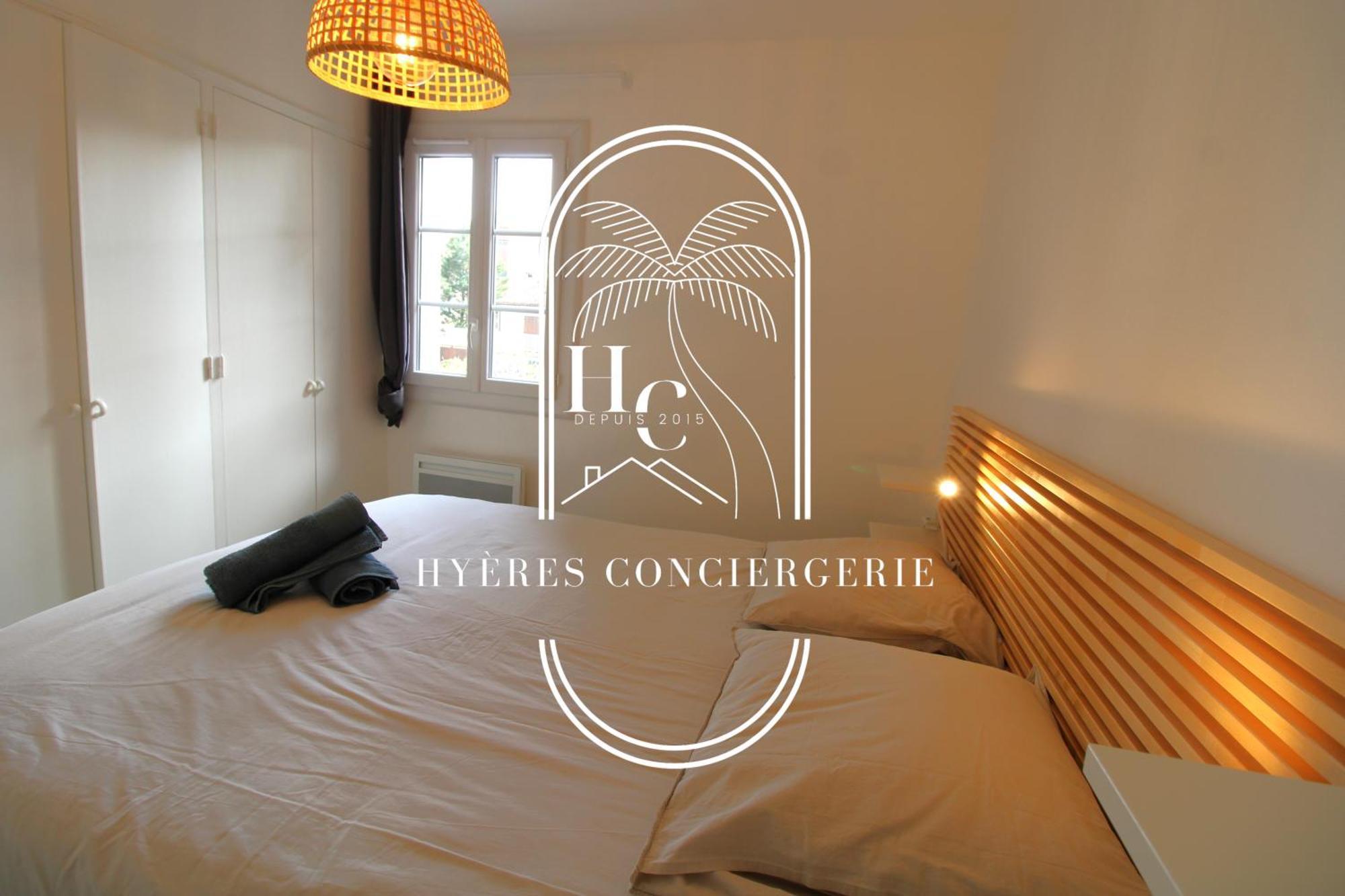 Duplex Au Coeur Du Port D'Hyeres- Plages Parking By Hc Hyères Exterior foto